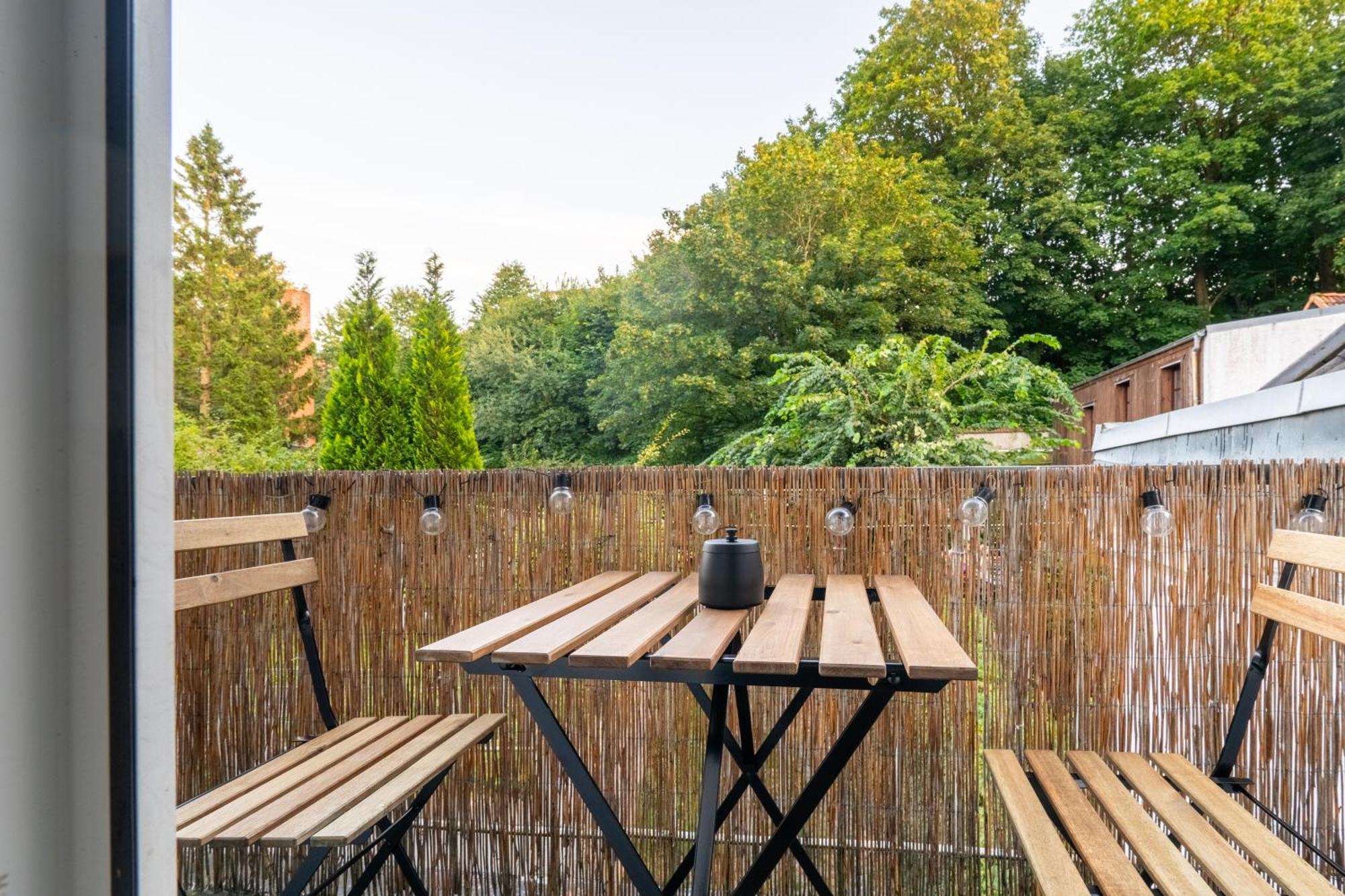 Grosses Apartment Mit 2 Balkonen Zentral Am Nordertor Flensburg Ngoại thất bức ảnh